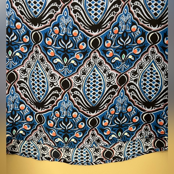 LOFT Long Sleeve Boatneck Button Cuff Blouse - Size Medium Petite - Picture 4 of 7